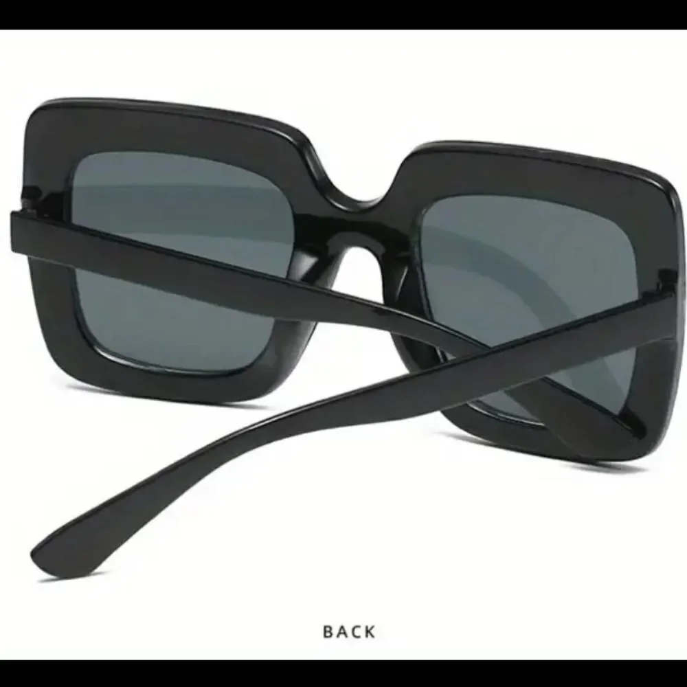 Unisex Luxury Oversized studded sunglasses